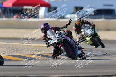 media/Dec-18-2022-SoCal Trackdays (Sun) [[8099a50955]]/Turn 2 (950am)/